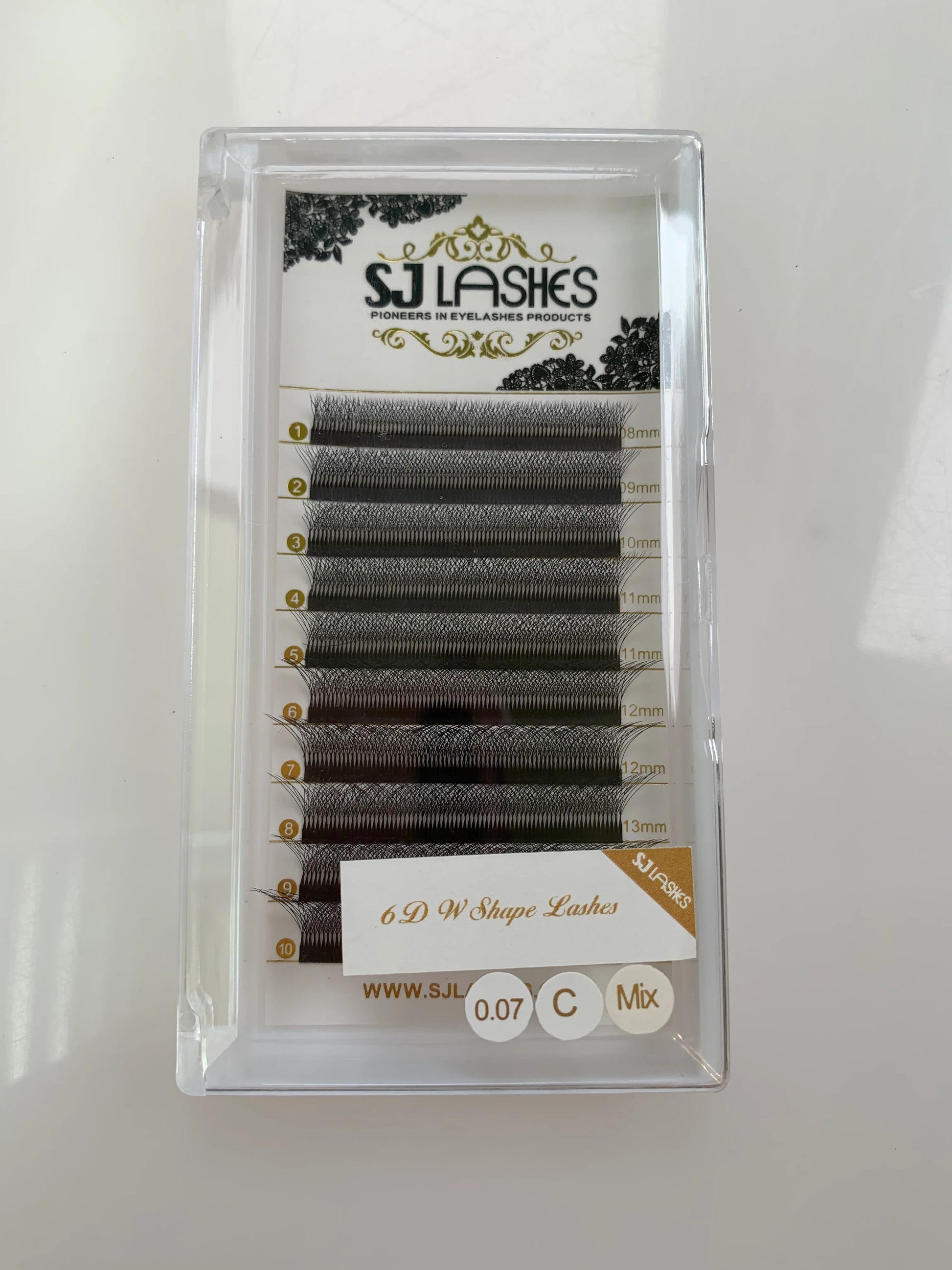 dramatic_volume_lash_extensions